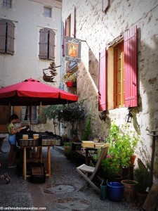 Montolieu - village du livre - livres pour enfants