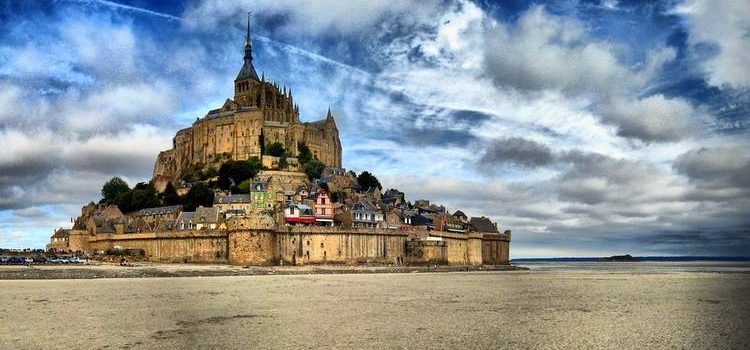 le-dragon-du-Mont-Saint-Michel-roman