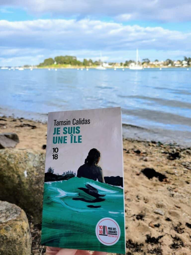 "Je suis une île" roman autobiographique de Tamsin Calidas